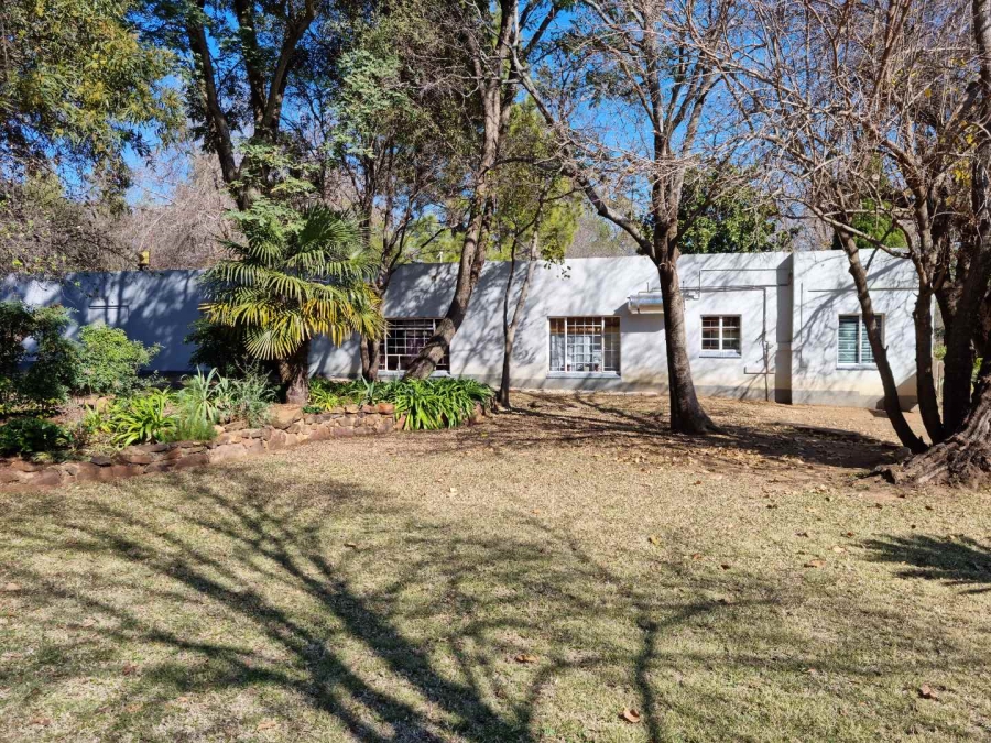 9 Bedroom Property for Sale in Hartbeespoort Rural North West